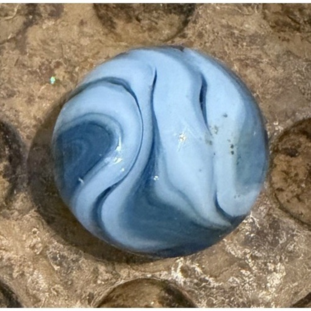 Vintage Akro Agate Blue White Corkscrew Swirl Shooter Marble 0.83" 21mm